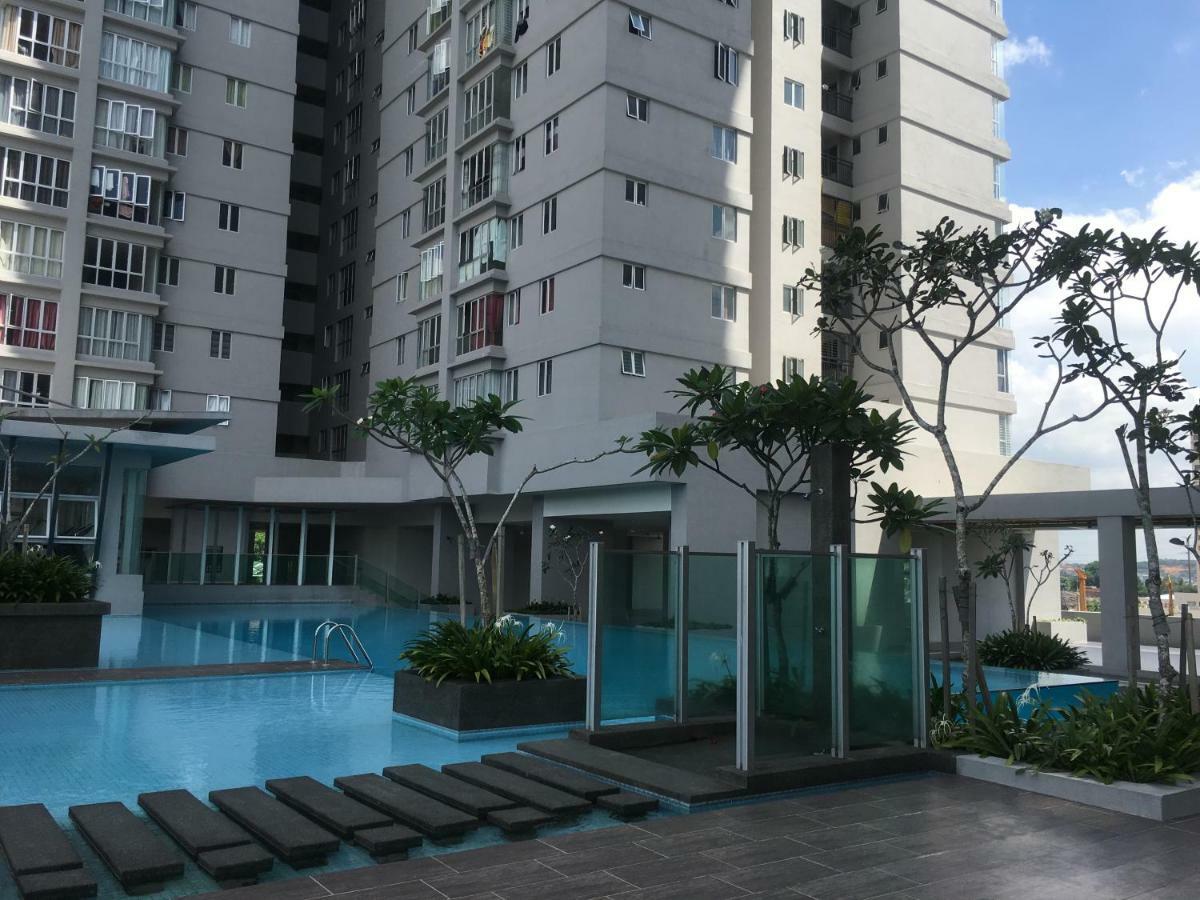 Maxim Alam Damai, Cheras, Taman Connaught Apartment Kuala Lumpur Exterior photo